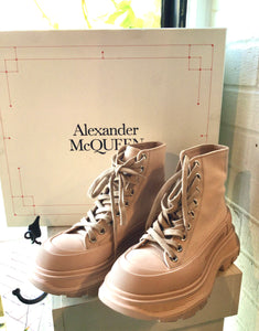 Alexander McQueen Blush Bootss