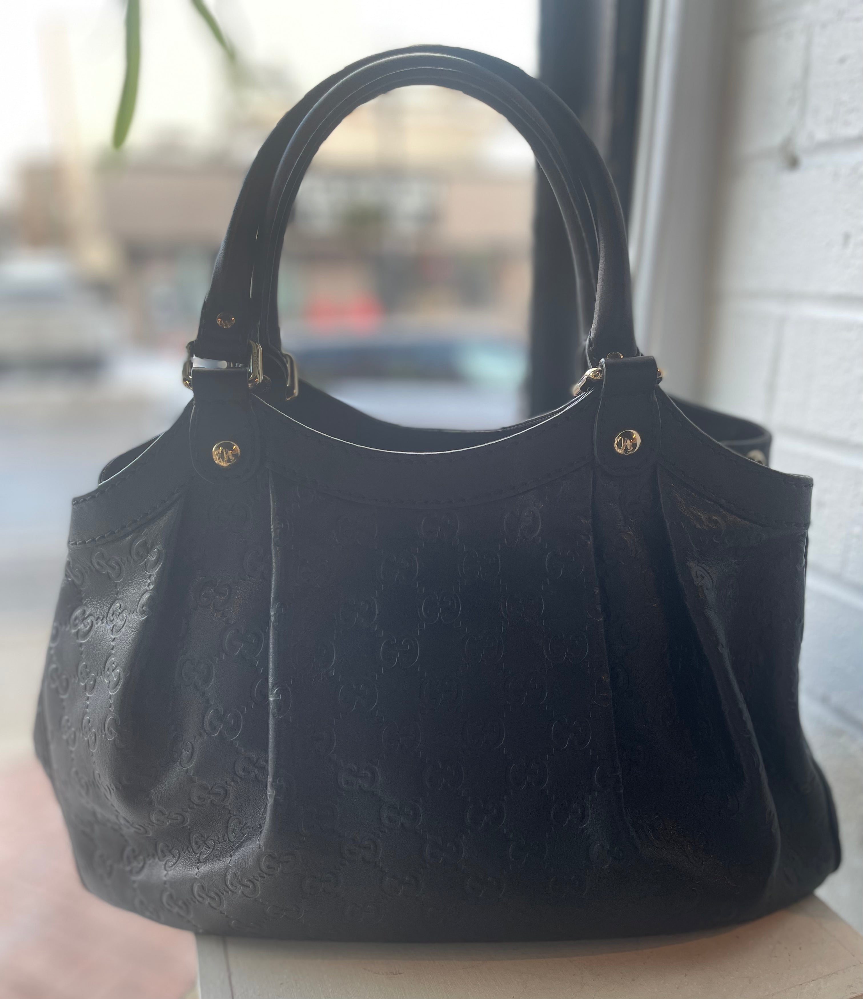 Gucci Black Leather Baguette Bag