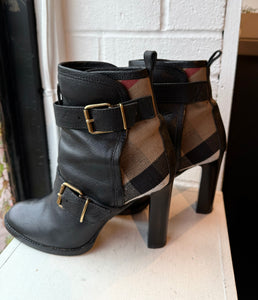 Burberry Black Leather Booties