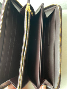 Louis Vuitton Vernis Montebello Leather Wallet