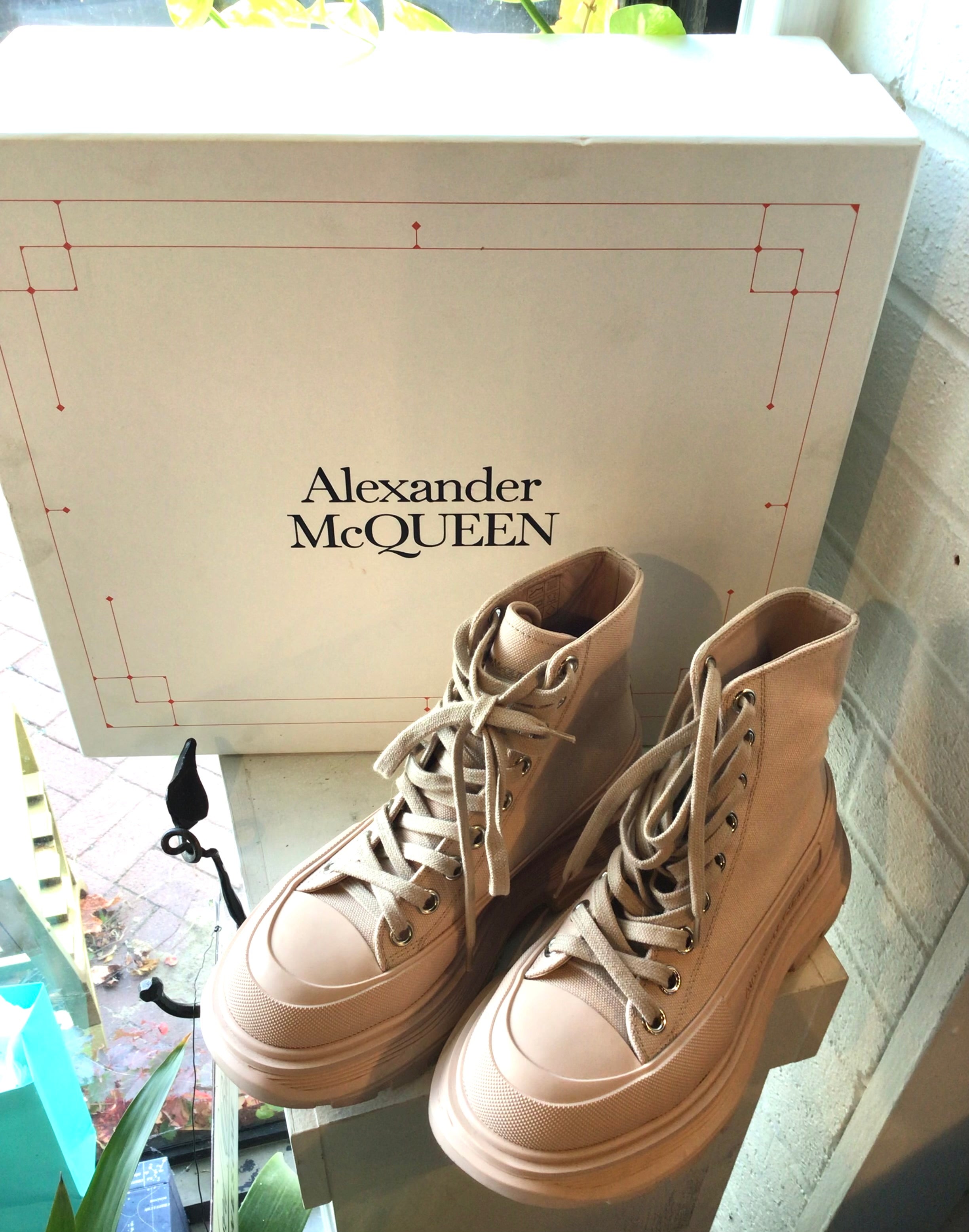 Alexander McQueen Blush Bootss