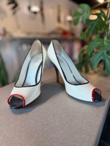 Dolce & Gabanna Leather Pumps