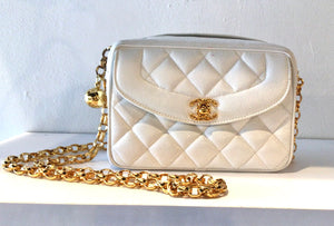 Chanel Vintage Camera Bag White Caviar