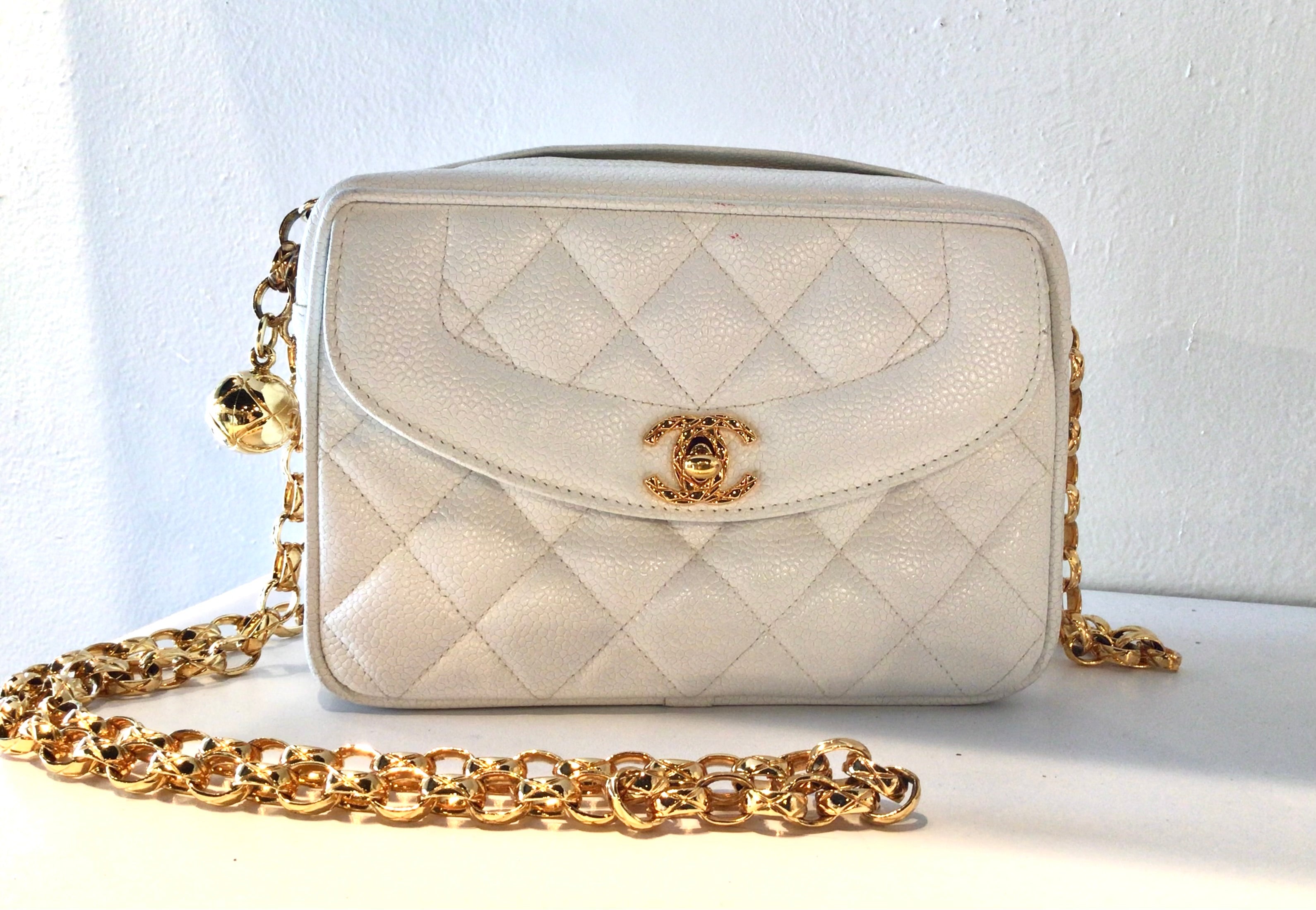 Chanel Vintage Camera Bag White Caviar