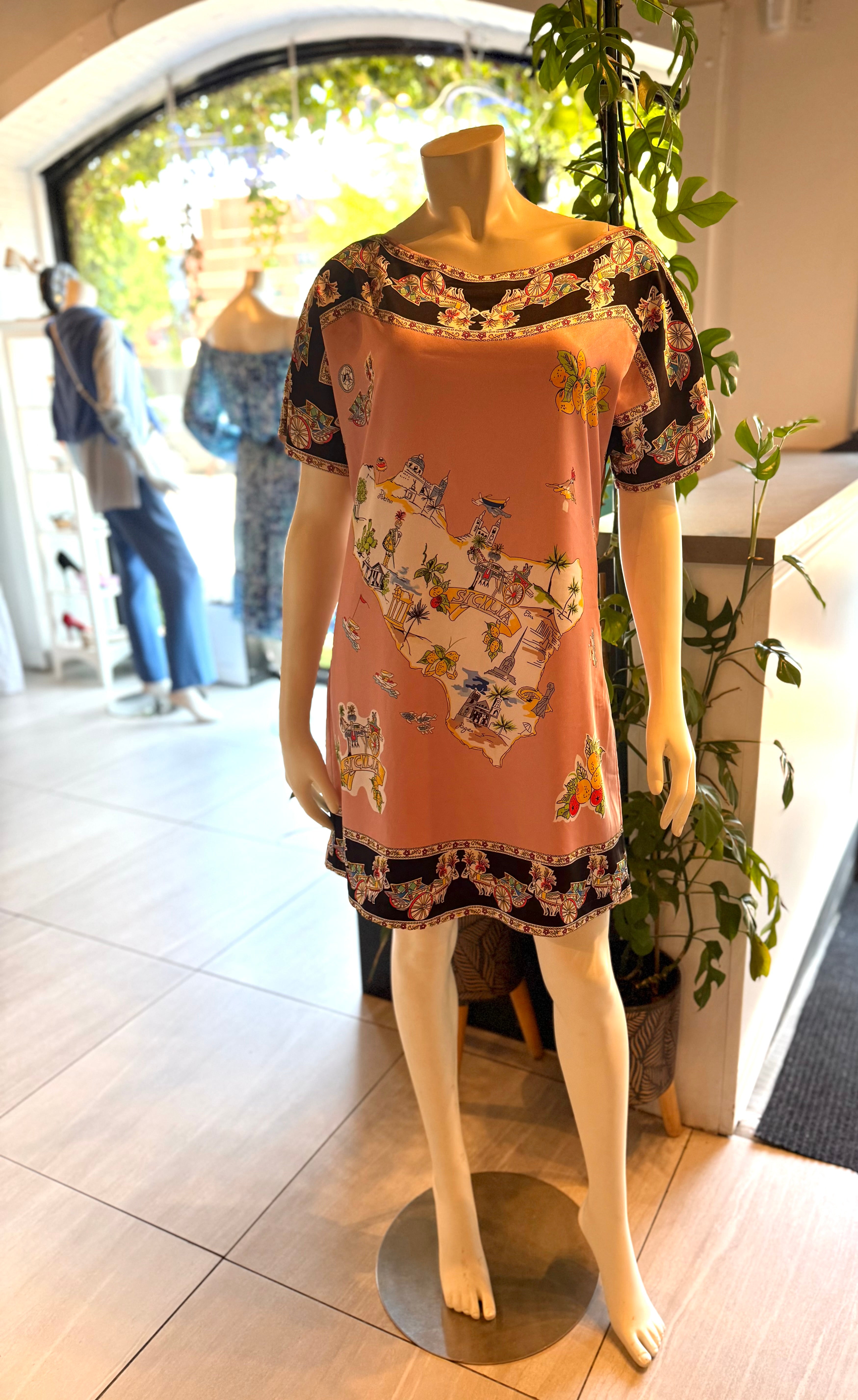 Dolce & Gabbana Pink Dress