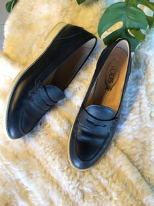 Tod’s Navy Leather Loafers