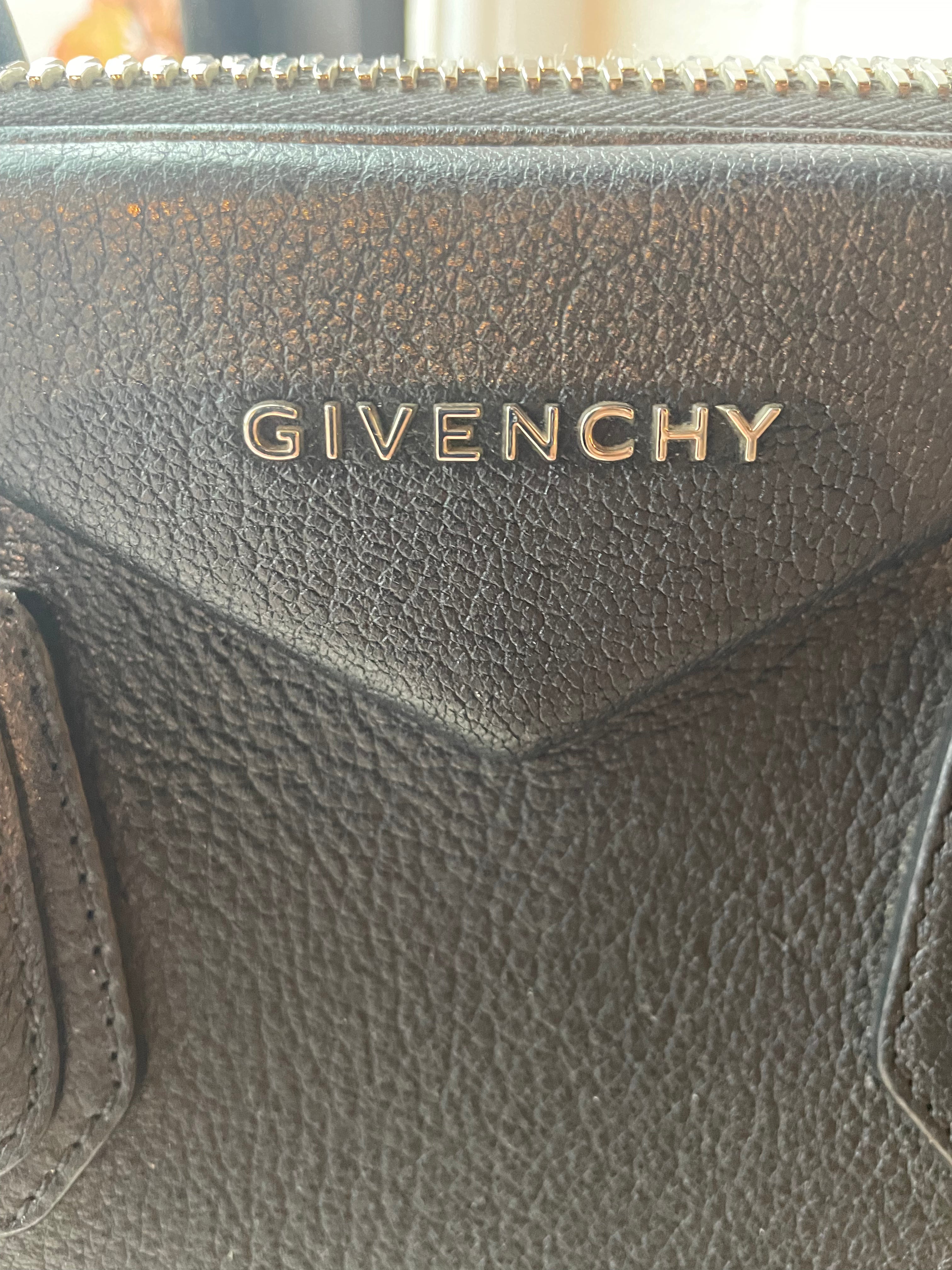 Givenchy Small Antigona Purse - Authenticated