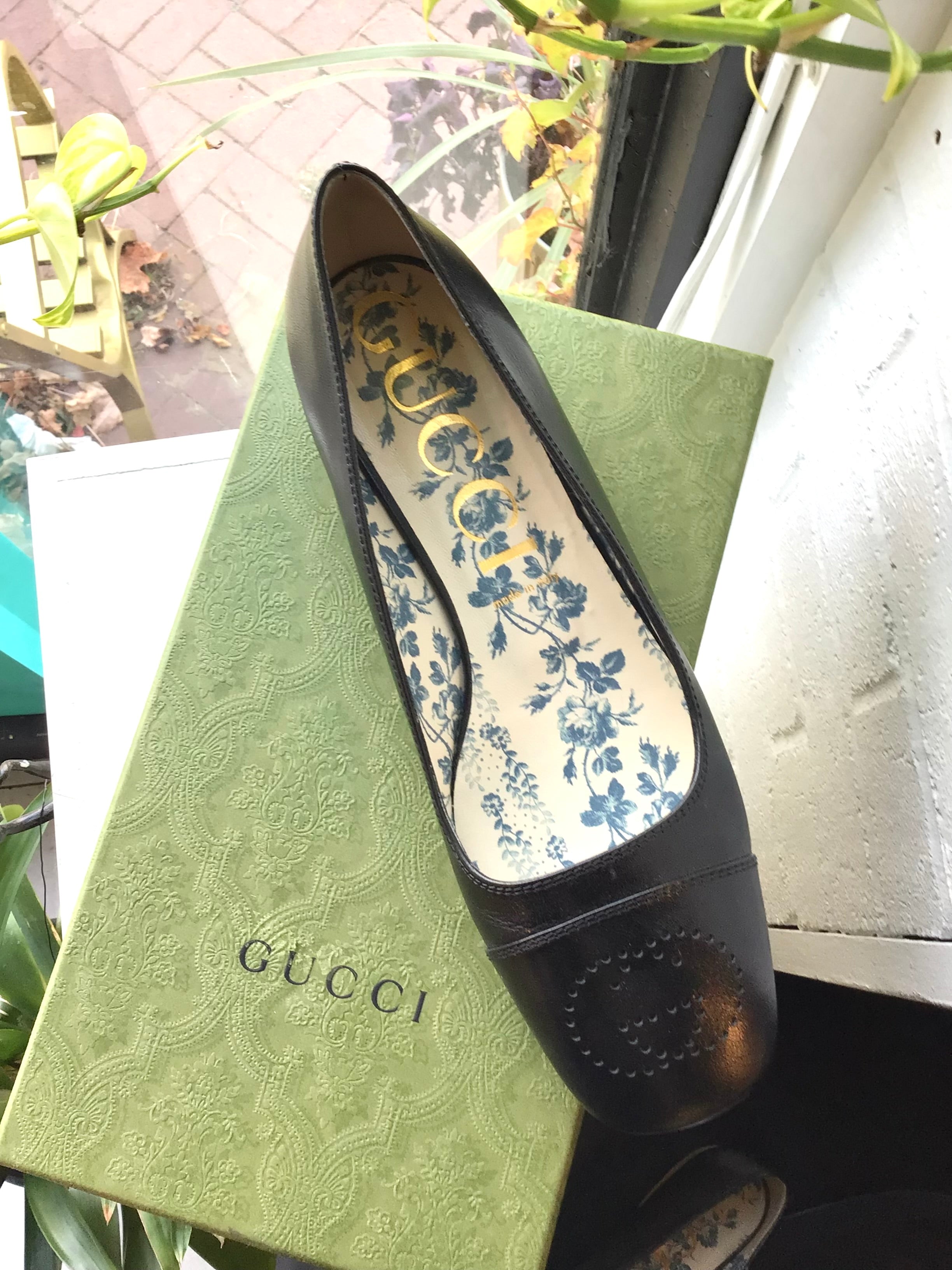 Gucci Flats